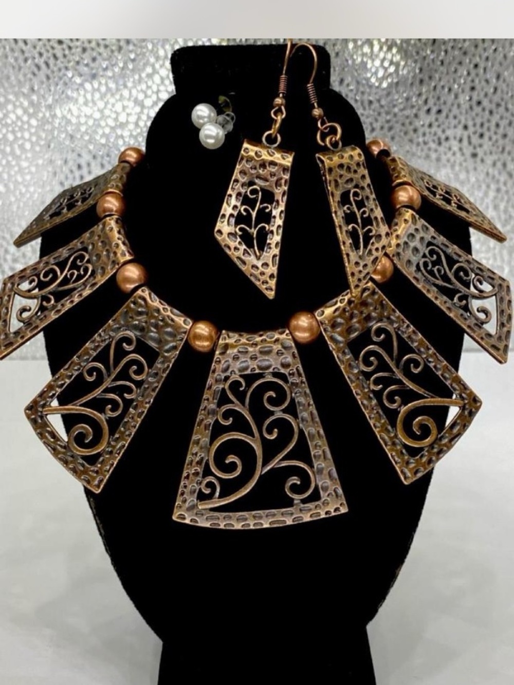 Metallic *^* Ladies โ Statement Necklace / 2 X Earrings *^*